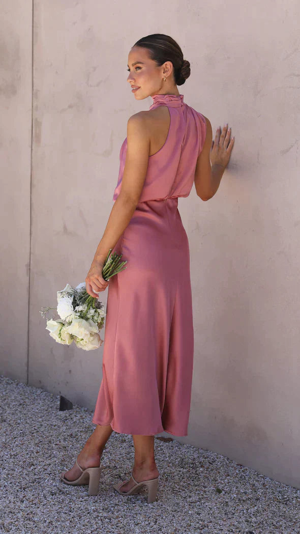 Elegant Shimmer Maxi Dress