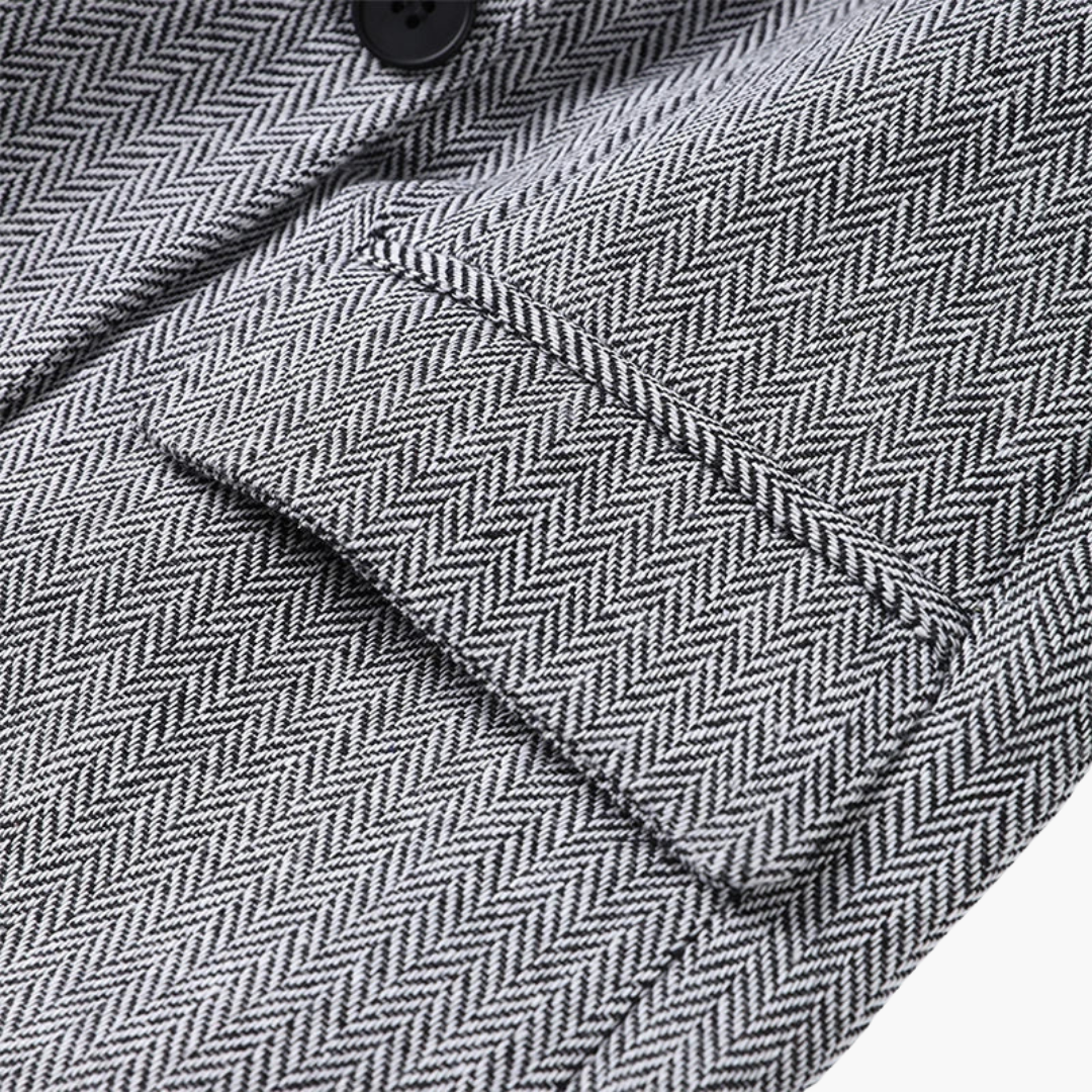 Elegant Command Suit