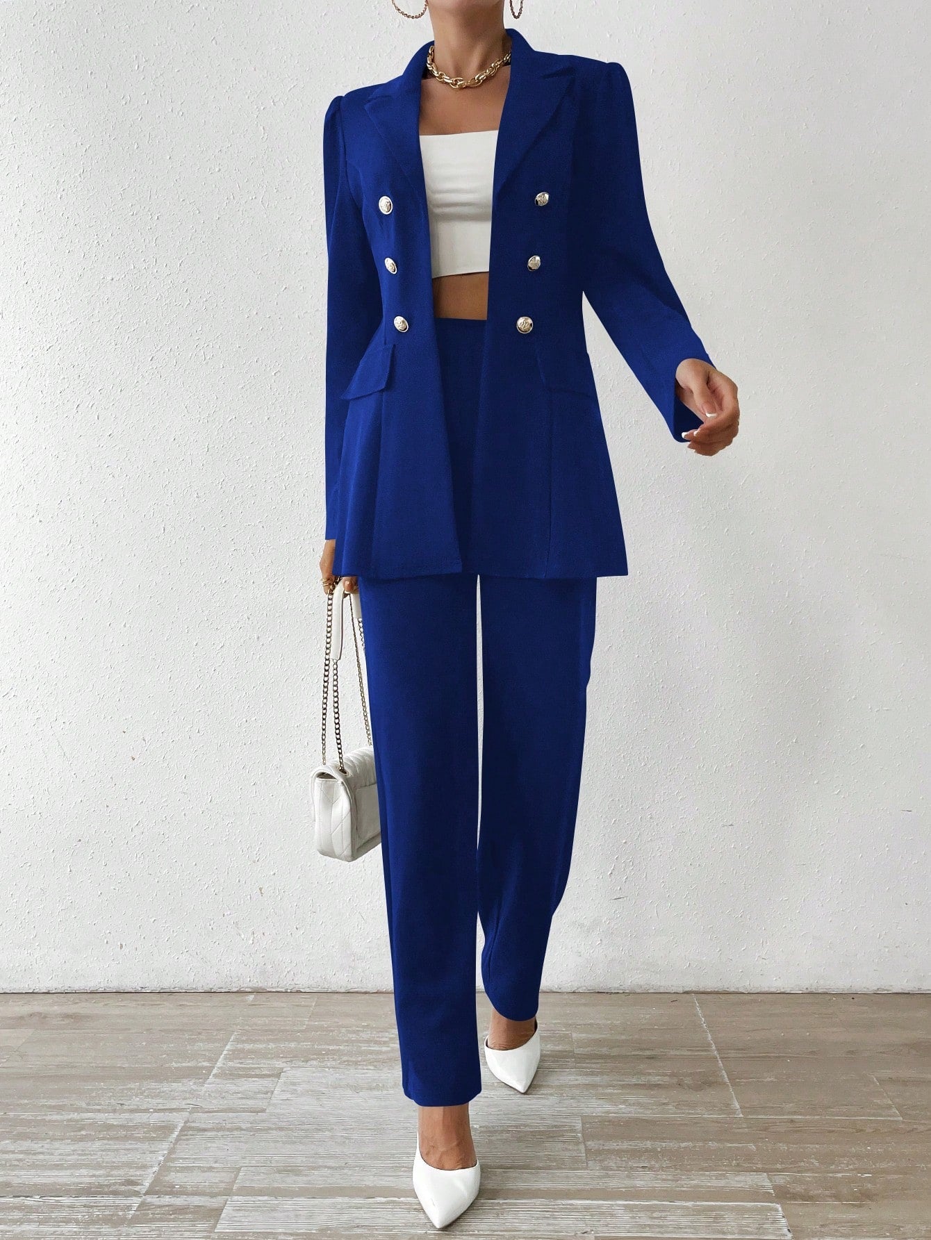 Elegant Long-Sleeve Suit