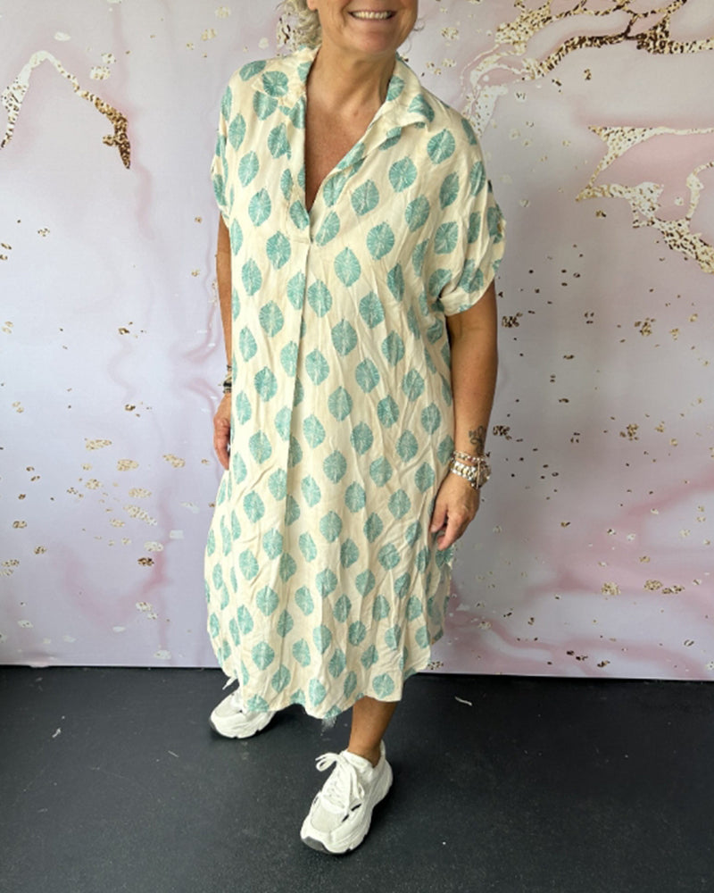 Effortless-Elegance Spring Dress