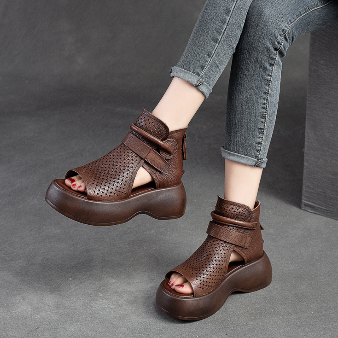 Elegant Comfort Leather Sandals