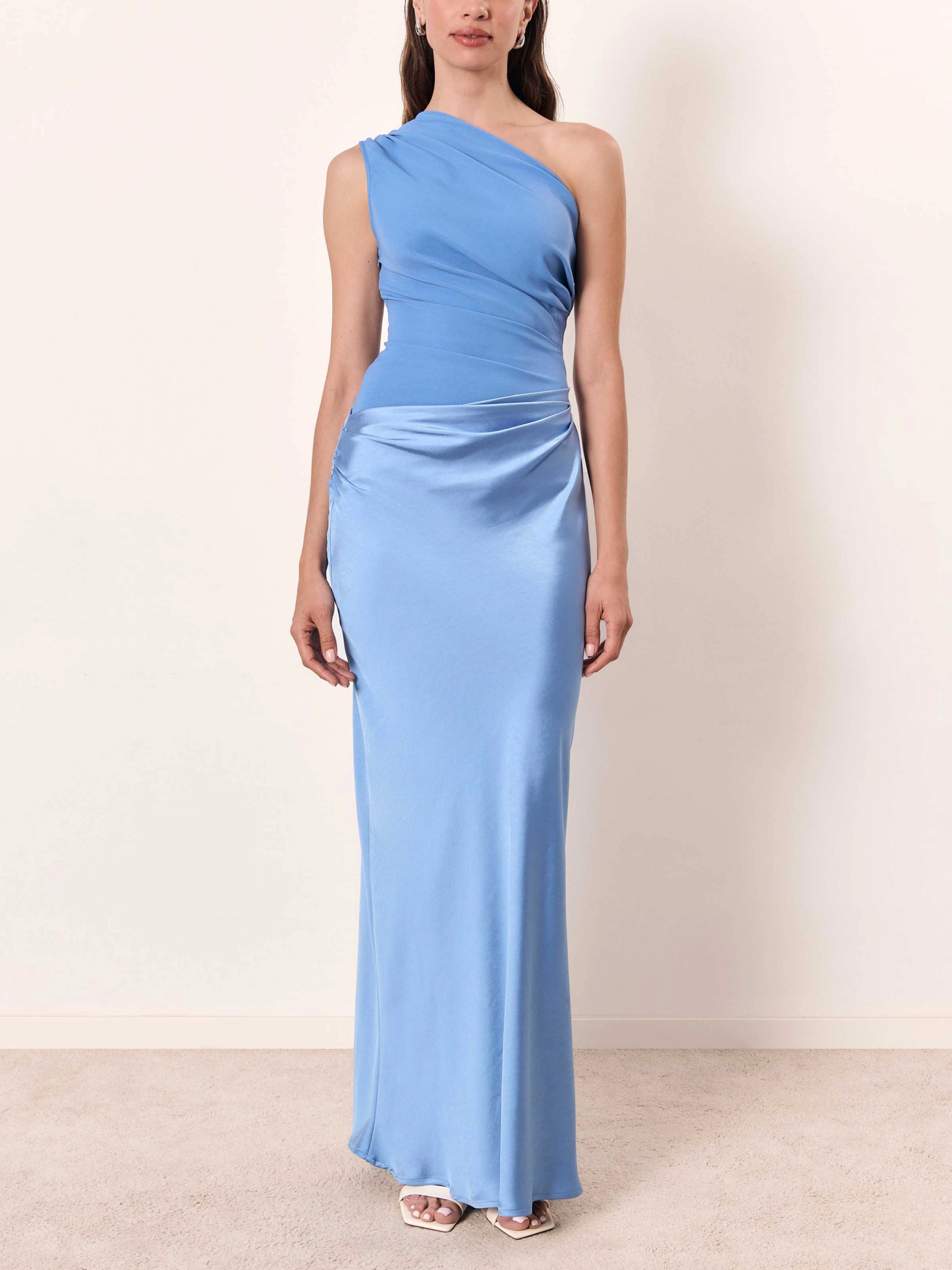Stunning One-Shoulder Maxi Elegance