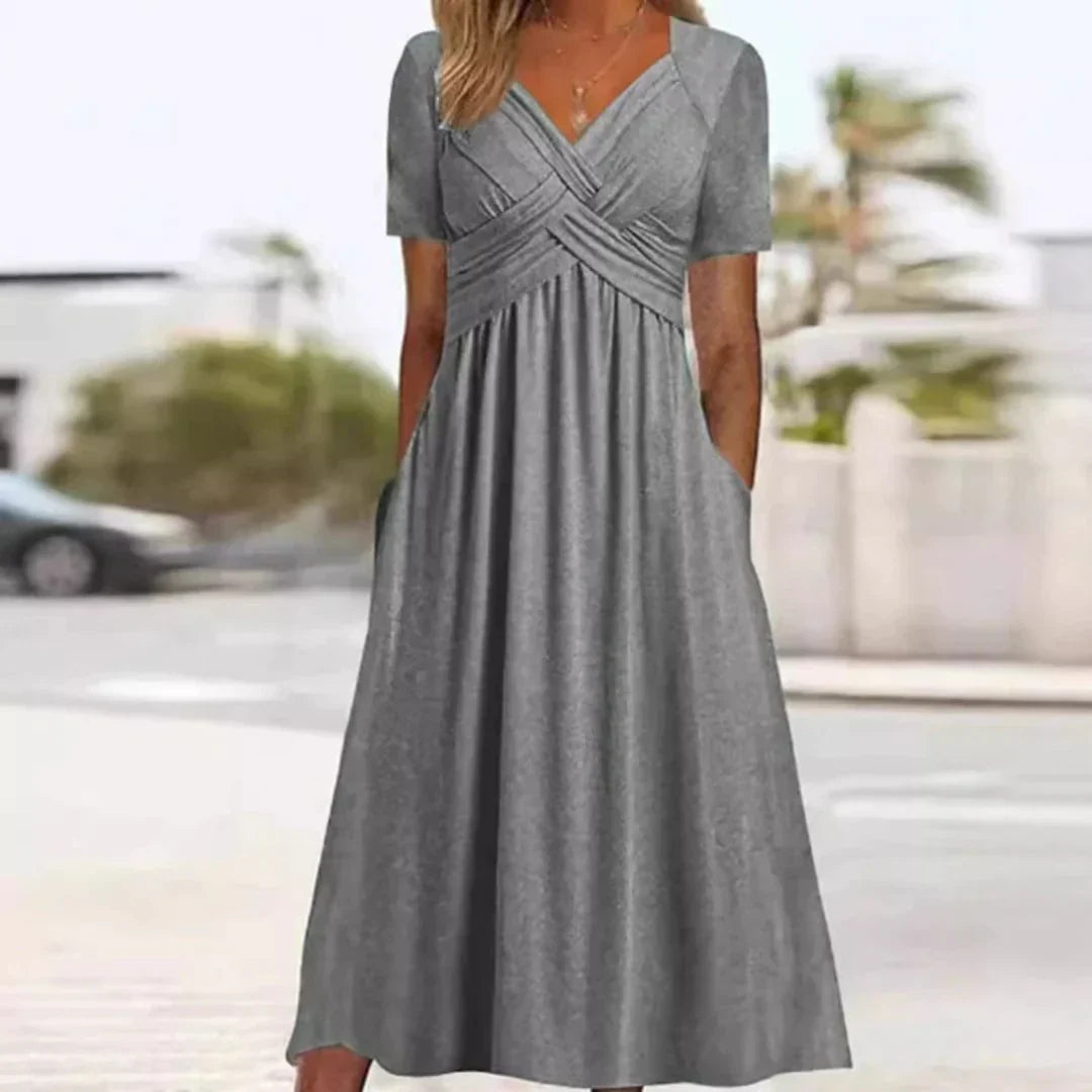 Effortless Curve-Enhancing Cocktail Dress