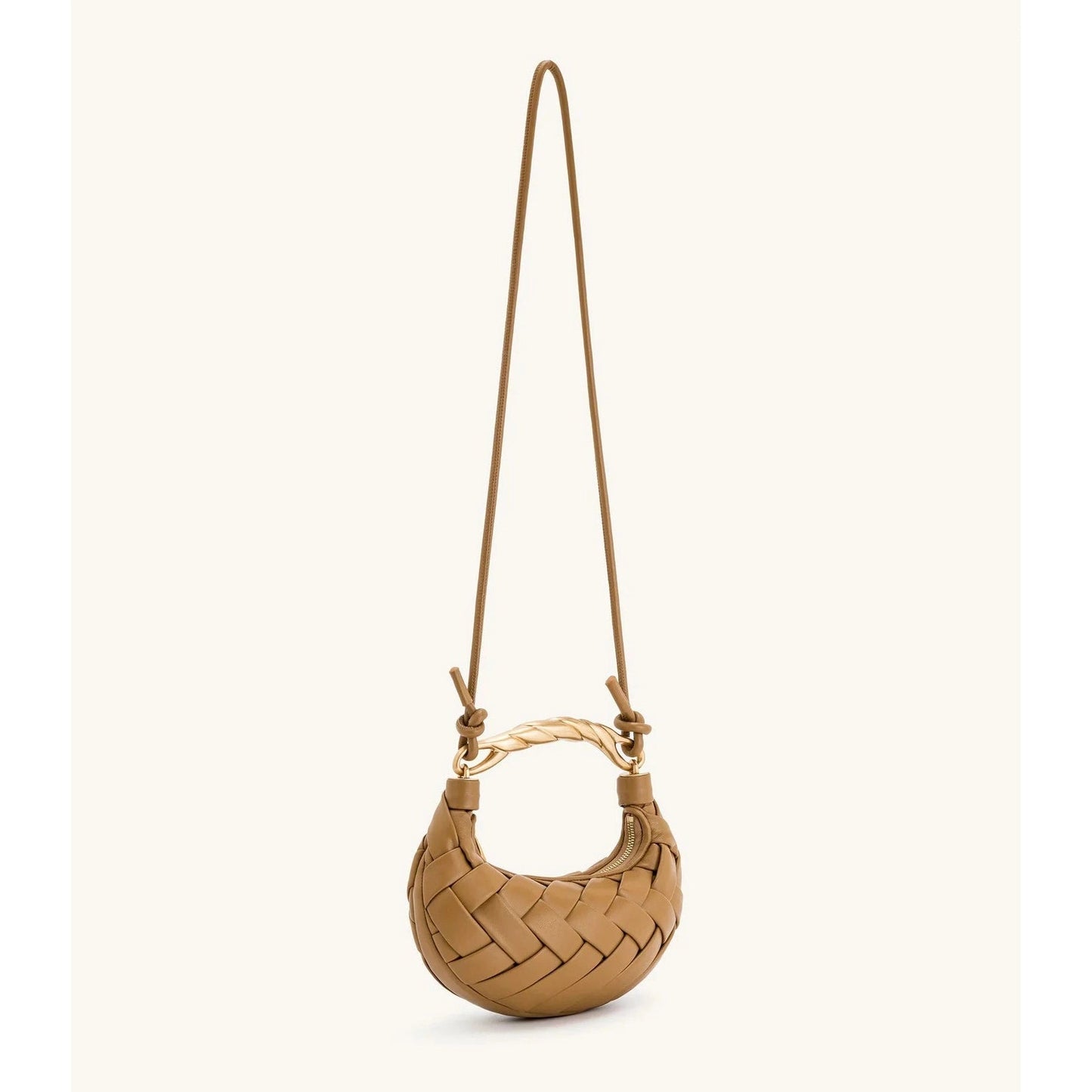 Everyday-Elegant Woven Handbag
