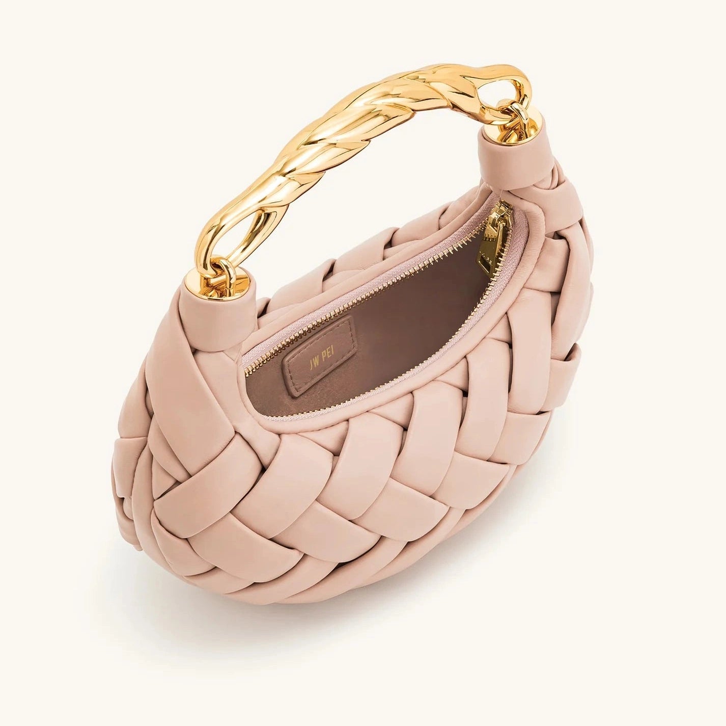 Everyday-Elegant Woven Handbag