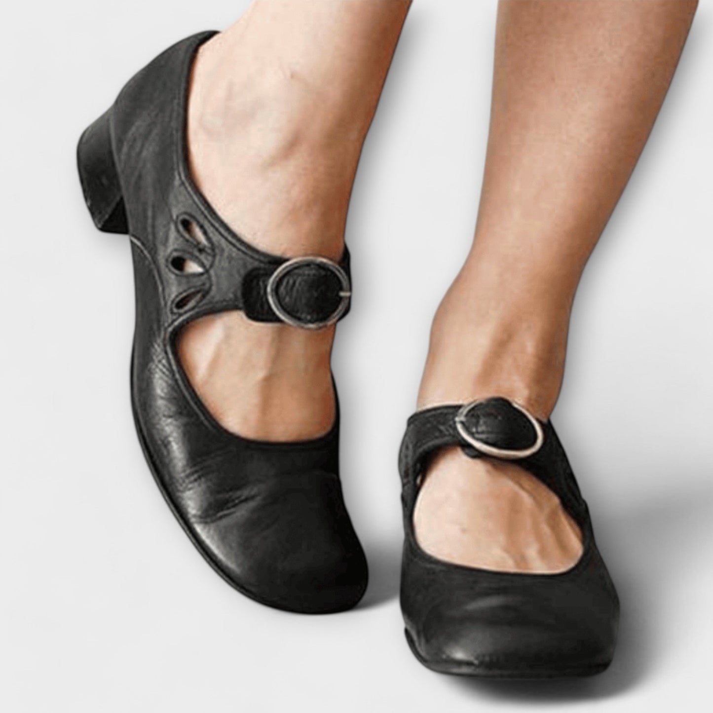 Elegant Comfort Leather Sandals