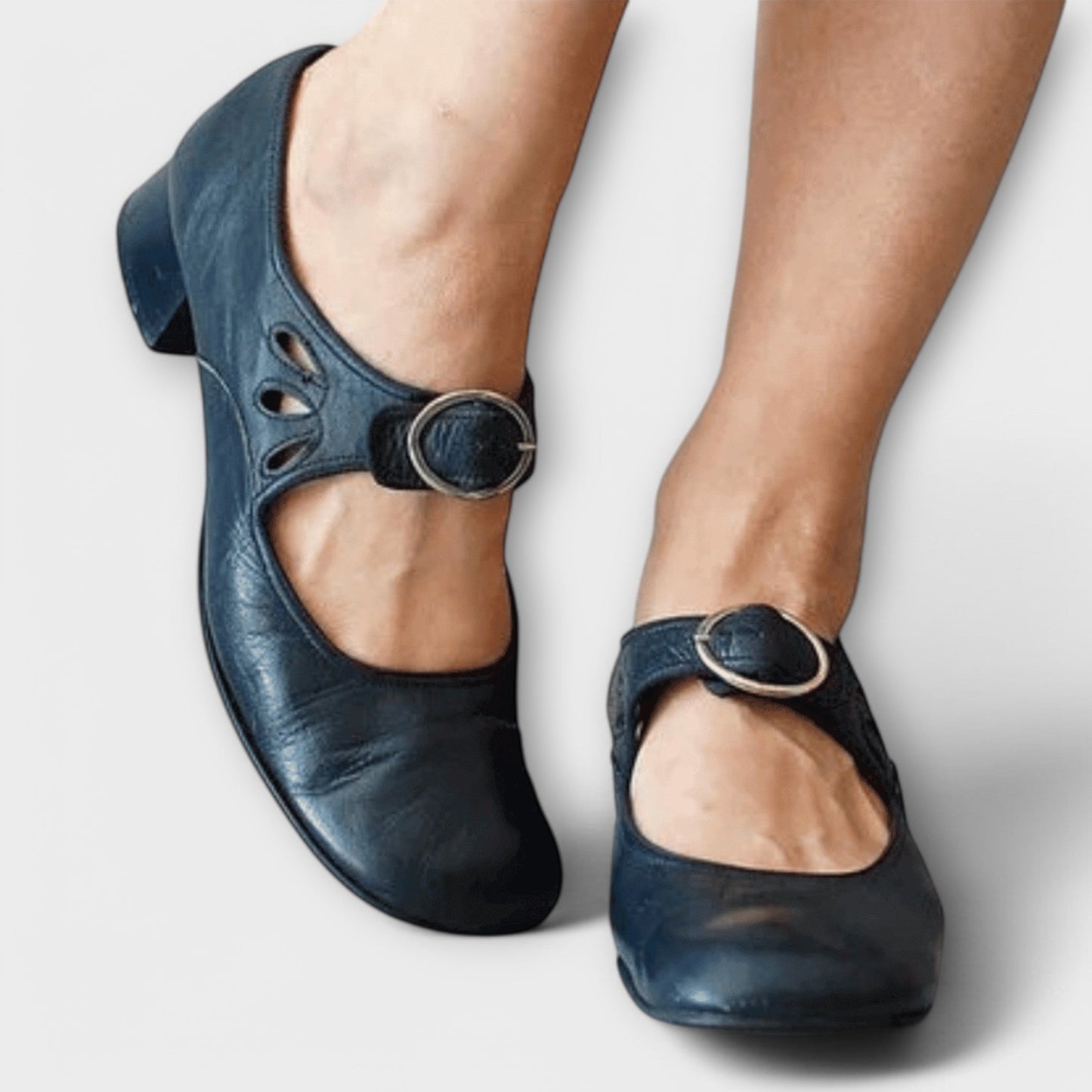 Elegant Comfort Leather Sandals