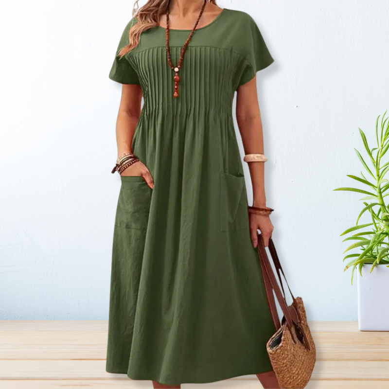 Flattering Comfort Dress with Pockets