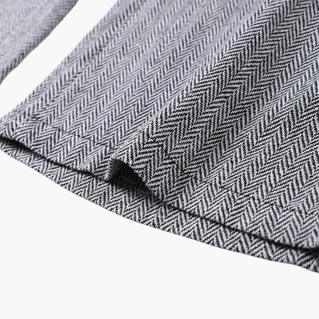 Elegant Command Suit