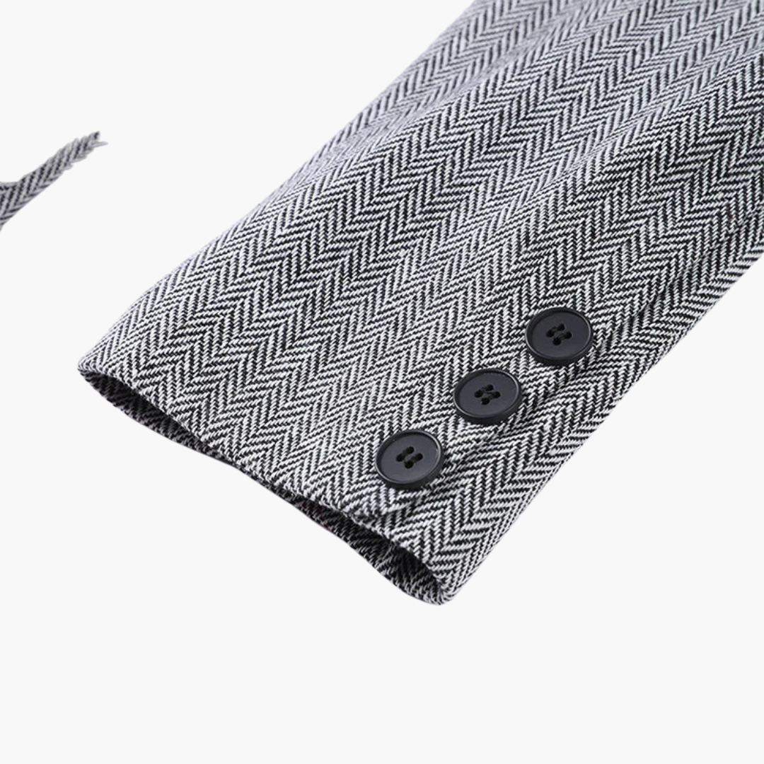 Elegant Command Suit