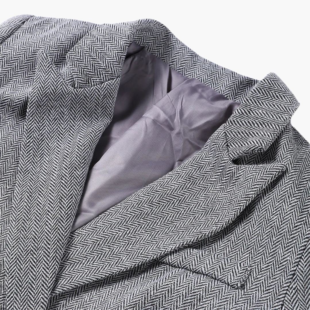 Elegant Command Suit