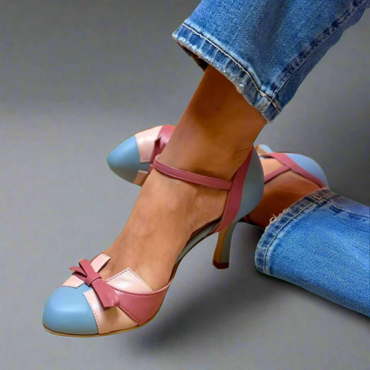 Retro-Chic Bow Heels