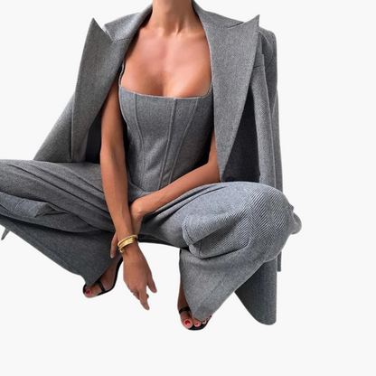 Elegant Command Suit