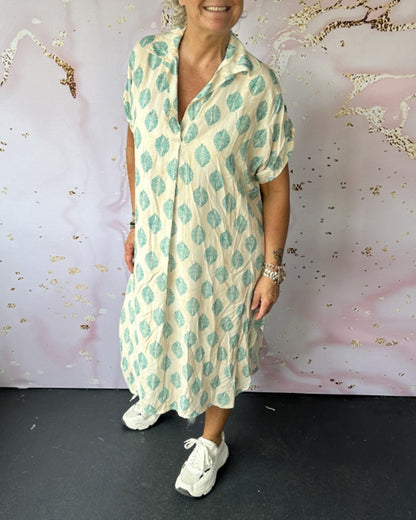 Effortless-Elegance Spring Dress