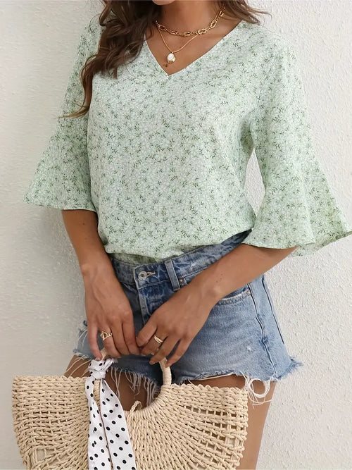 Floral Comfort-Stretch Blouse
