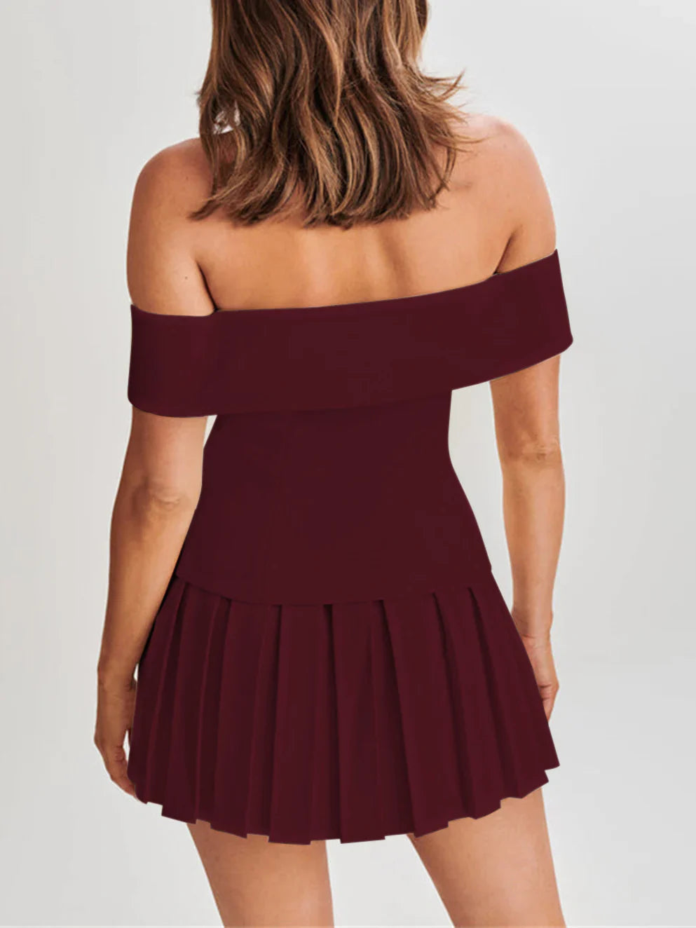 Effortless Elegance: Cold Shoulder Set