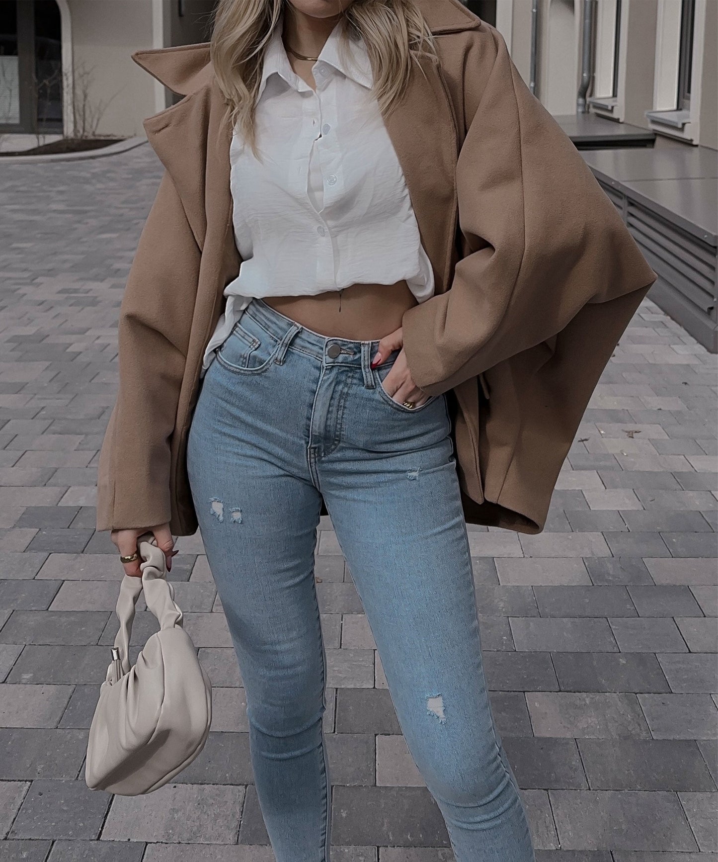 Effortless Elegance Balloon Blouse