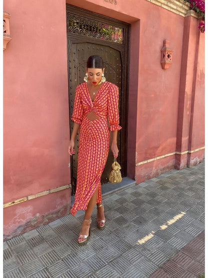 Elegant Mid-Length Summer Dress