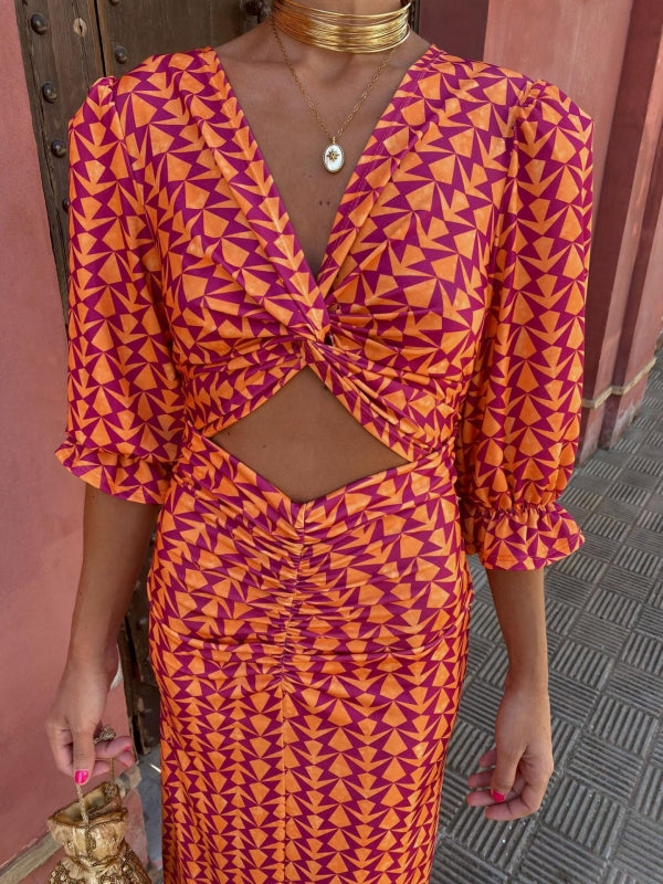 Elegant Mid-Length Summer Dress