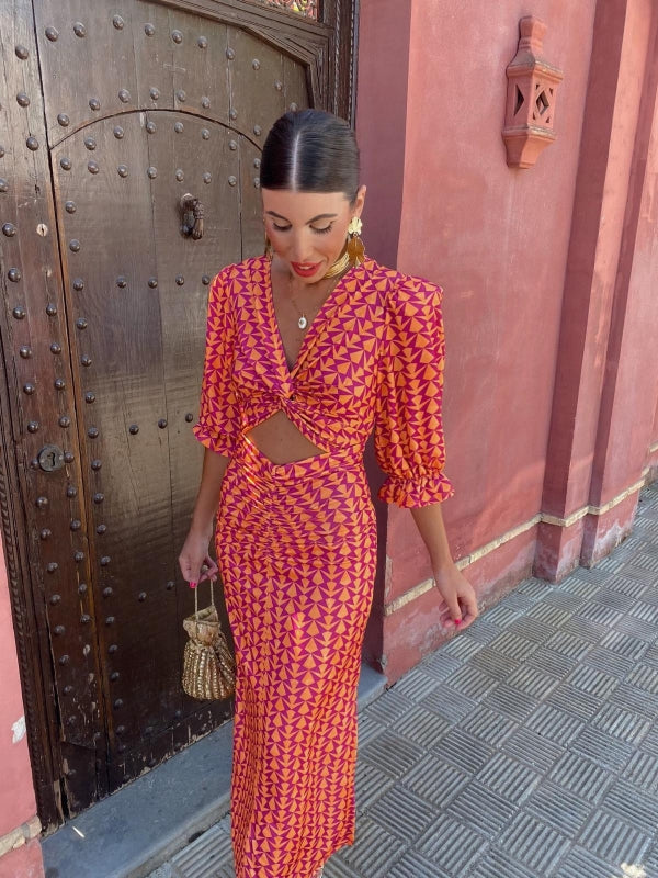 Elegant Mid-Length Summer Dress